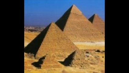 La pyramide de Khéops a 20.000 ans ?