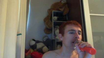 Wiwi égratigne "l'amour hallucinogène" de Jerrycan