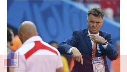 Louis van Gaal respondió mal ante una crítica de Jorge Sampaoli