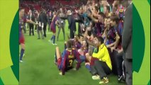 Barcelona homenageia Xavi pelos 700 jogos