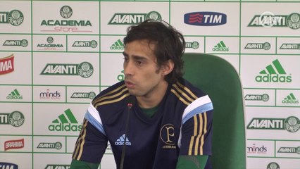 Mago dá sua opinião sobre arbitragem e gera polêmica