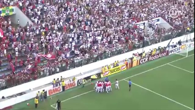 Relembre a atuação de Ceni no jogo do centésimo gol