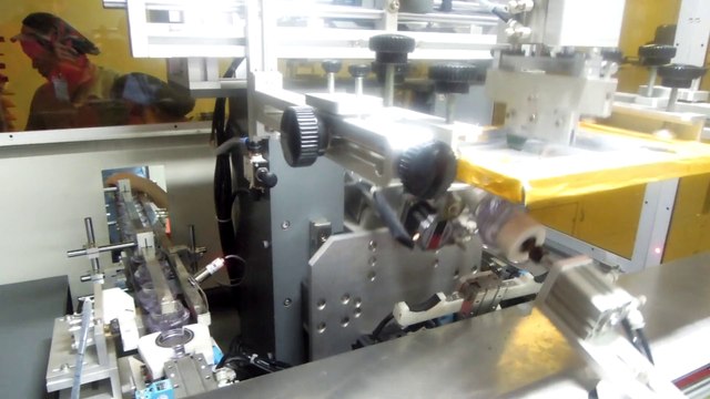 Perfume Glass Bottle Screen Printing Machine/Auto Screen Printer For Glass Bottle