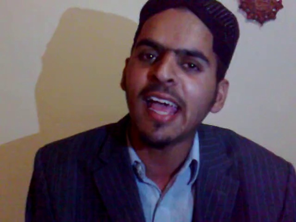 Seyed Amber Ali Shah Bulbul e Pothwar reciting beautiful Naat shareef