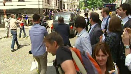 Cleared Rebekah Brooks leaves Old Bailey