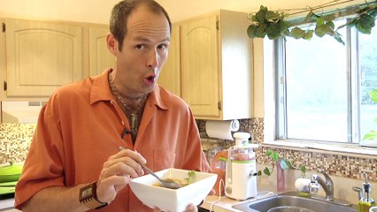 Vegan Man's Raw Carrot Ginger Soup