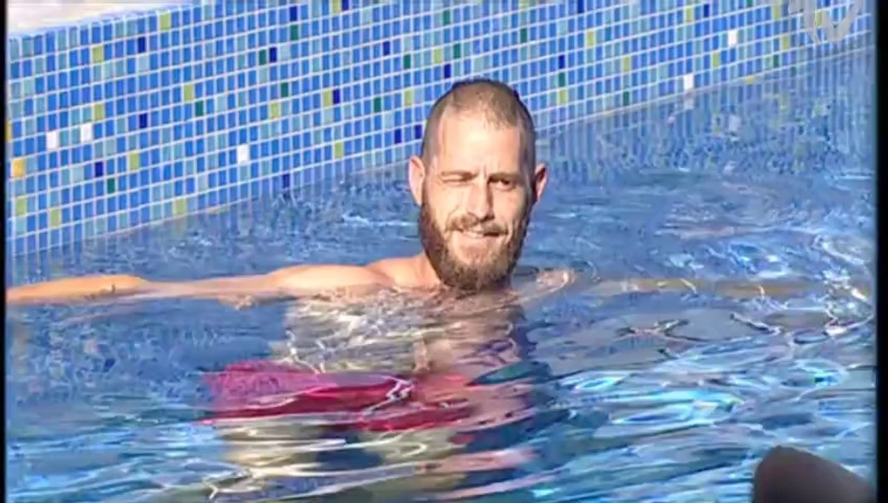 טל מתעצבנת על אלדד שאמר לה טיפשה