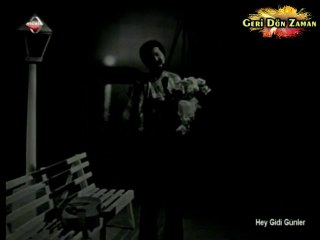 Bora Ayanoğlu - Sevgi Var Ya (1978)