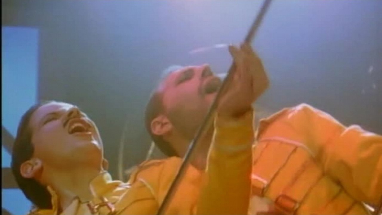Queen - The Miracle (Official Video)