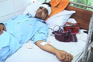 Dunya News - Police, PAT clash: Over 50 policemen discharged from hospital