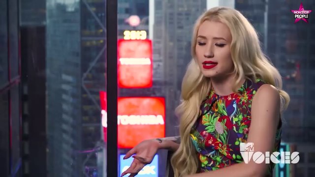 Jennifer Lopez critique l’industrie musicale