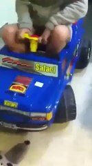 ohhh putinnn la pauvre petite fille ! a voir