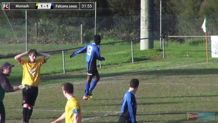 Atacante perde gol incrível no futebol australiano