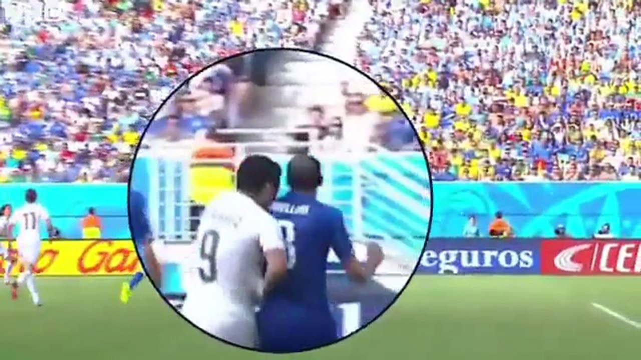 Как Луис Суарес захапа Джорджо Киелини