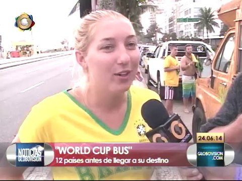 Fanáticos canadienses viajaron 60 días en autobús hasta Brasil