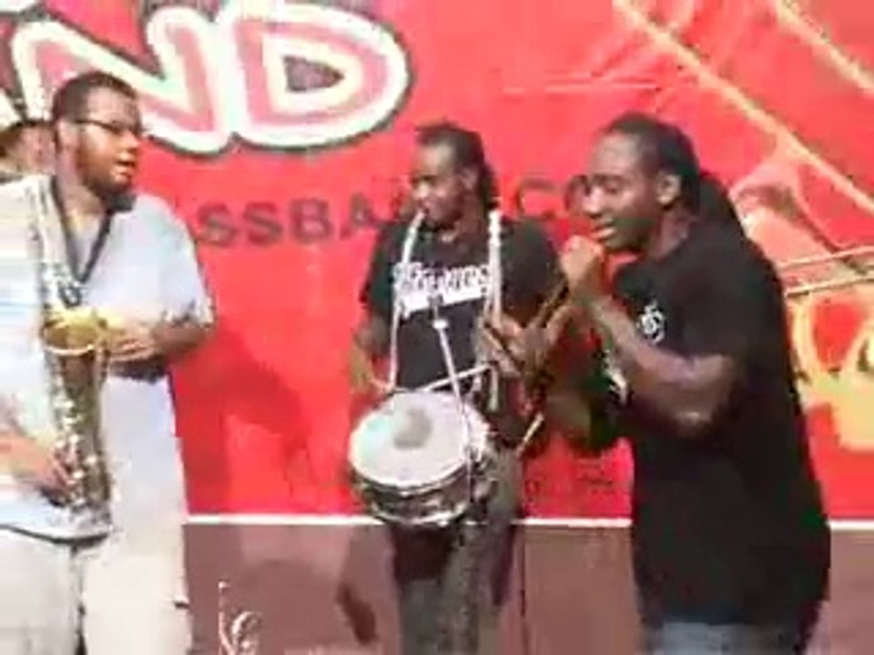 asim_butt_American_Jazz_Band_PKG_Dawn_News_LHR