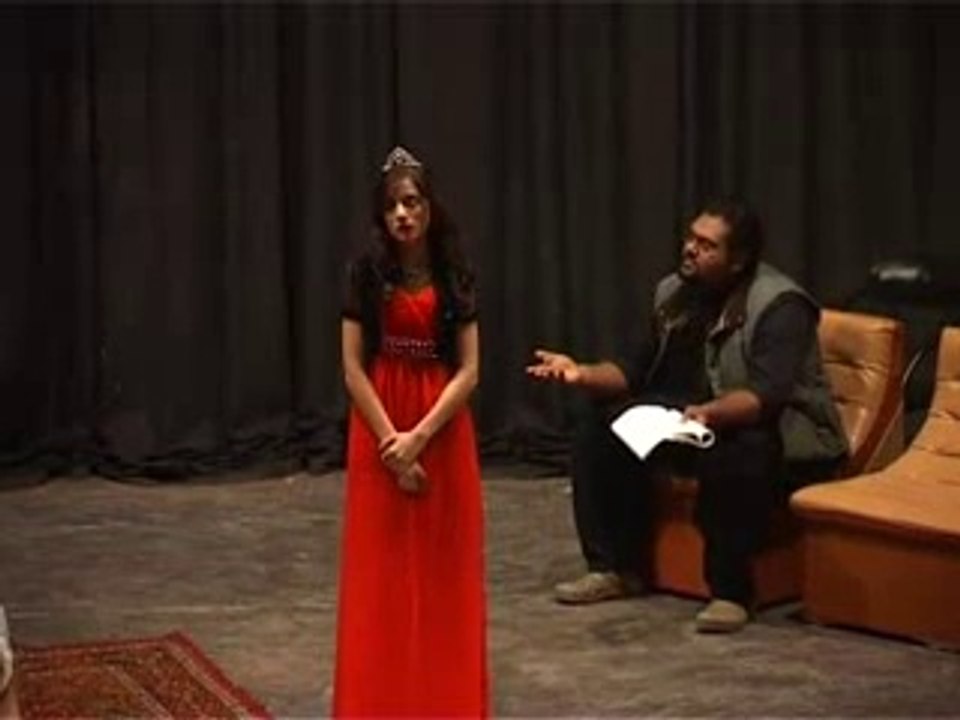 asim_butt_English_Theater_Play_Rayaan_Dawn_News_LHR