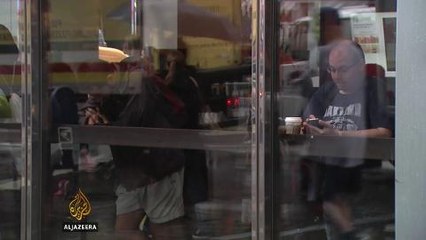 Unique cell phone microbes reflect owners