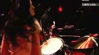 The White Stripes | Blue Orchid | 2005 | Brazil | Live
