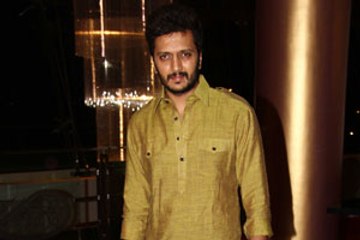 Riteish chooses Humshakals over Ek Villain