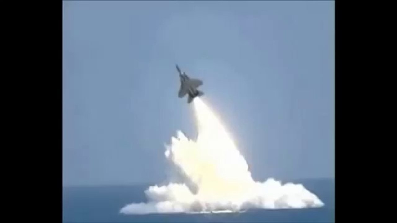 Sudan Çıkan Uçak
