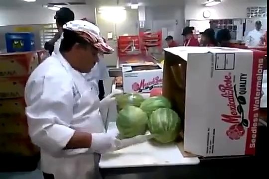 Hızlı karpuz kesme yöntemi