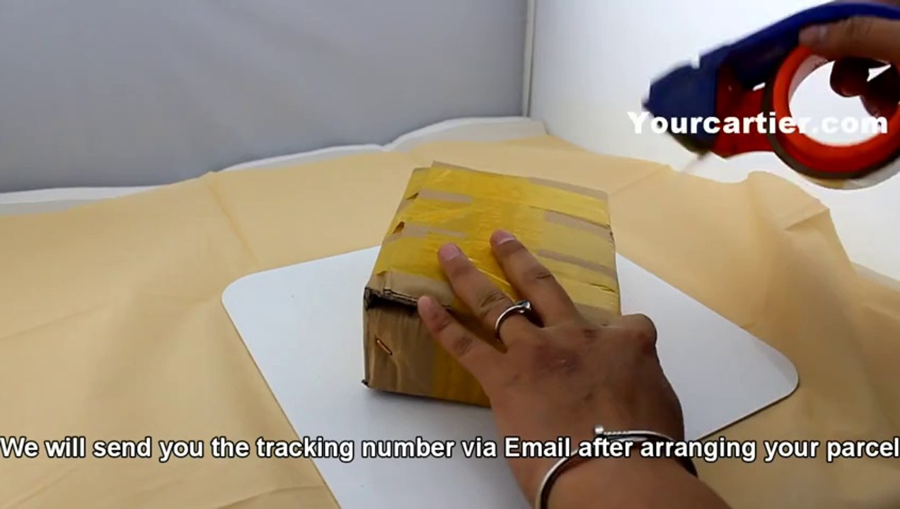 Fake Cartier Love Ring Yellow Gold Diamonds Price $63 on Sale Top Quality Replica