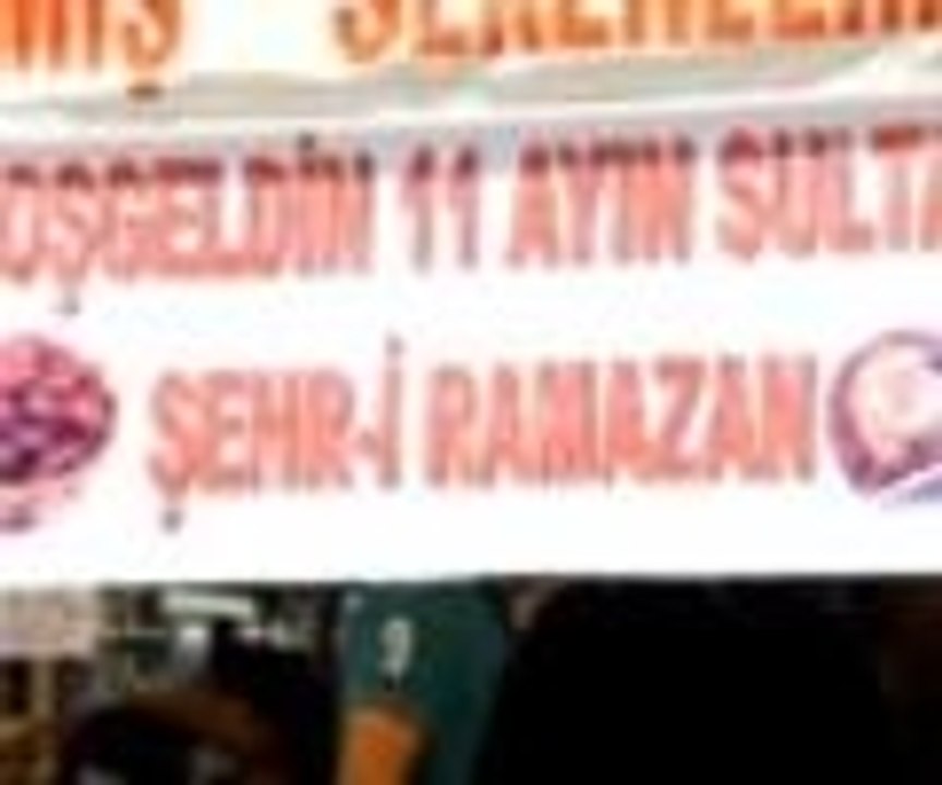 Çarşı, pazarda ramazan hareketliği