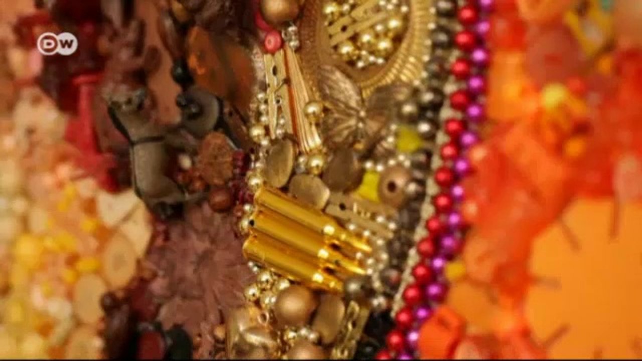 بريطانية تبرع في رسم لوحات شهيرة | يوروماكس