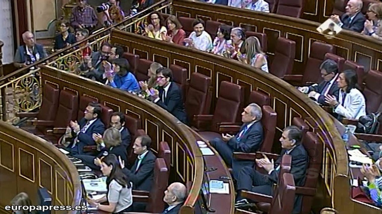 Rajoy defiende la "magnífica" reforma fiscal