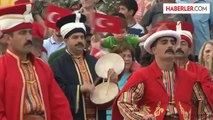 Türk Silahlı Kuvvetleri Mehteran Birliği ve Makedonya Cumhuriyeti Ordusu Bandosu Atatürk'ün...