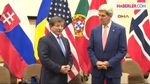 Ahmet Davutoğlu, ABD Dışişleri Bakanı John Kerry ile Görüştü