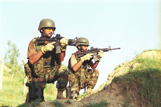 Dunya News - 13 terrorists killed, 12 surrender as Zarb-e-Azb continues