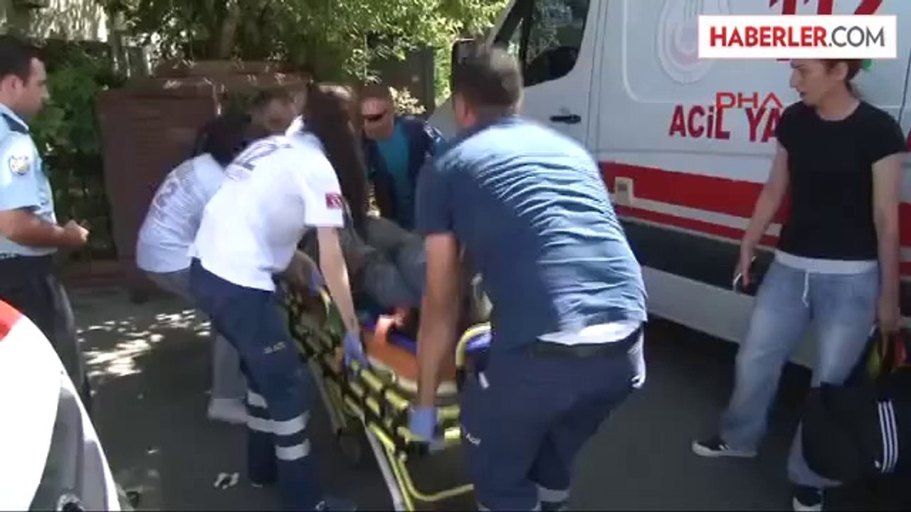 Başbakan Erdoğan'ın Evinin Önünde Kaza: 2 Yaralı