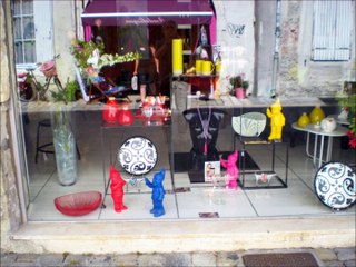 Exposition MOLIA ART dans la boutique design Simplement BO- La rochelle.