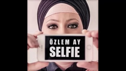 Özlem Ay   Selfie 2014
