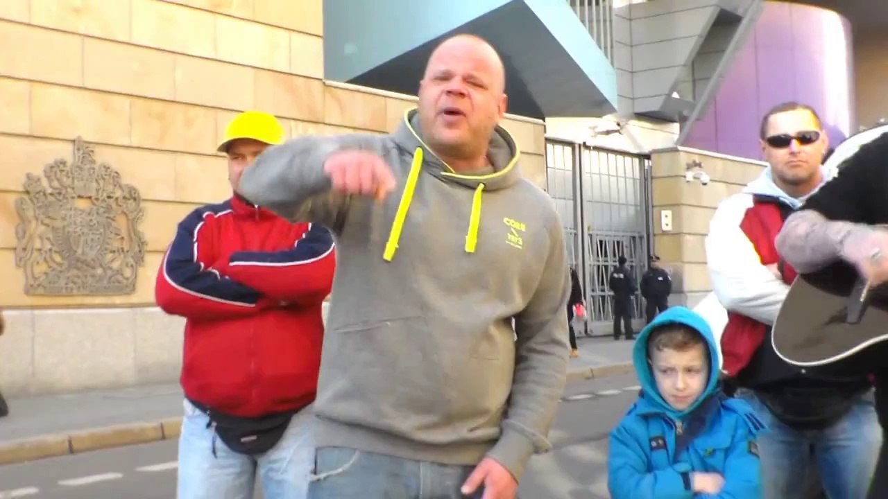 A3stus (VILLAIN051 & R.A.W.) - Lass uns die Welt bewegen gehen!