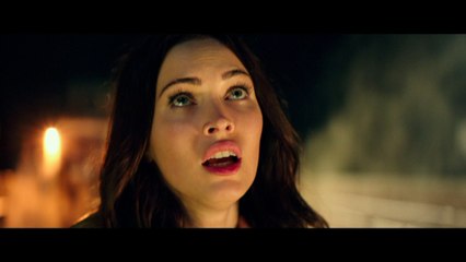 Megan Fox in "Teenage Mutant Ninja Turtles" New Trailer