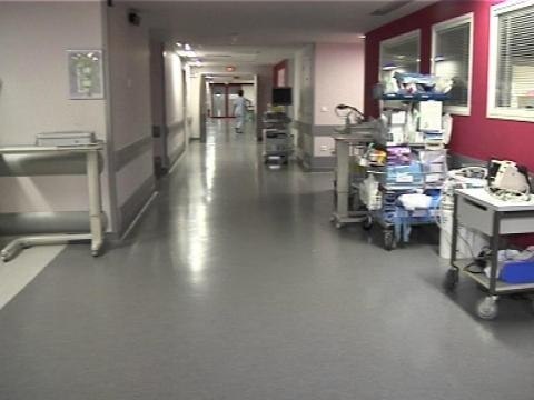 Raccourcir les séjours en maternité: une réflexion un peu inquiétante - 26/06