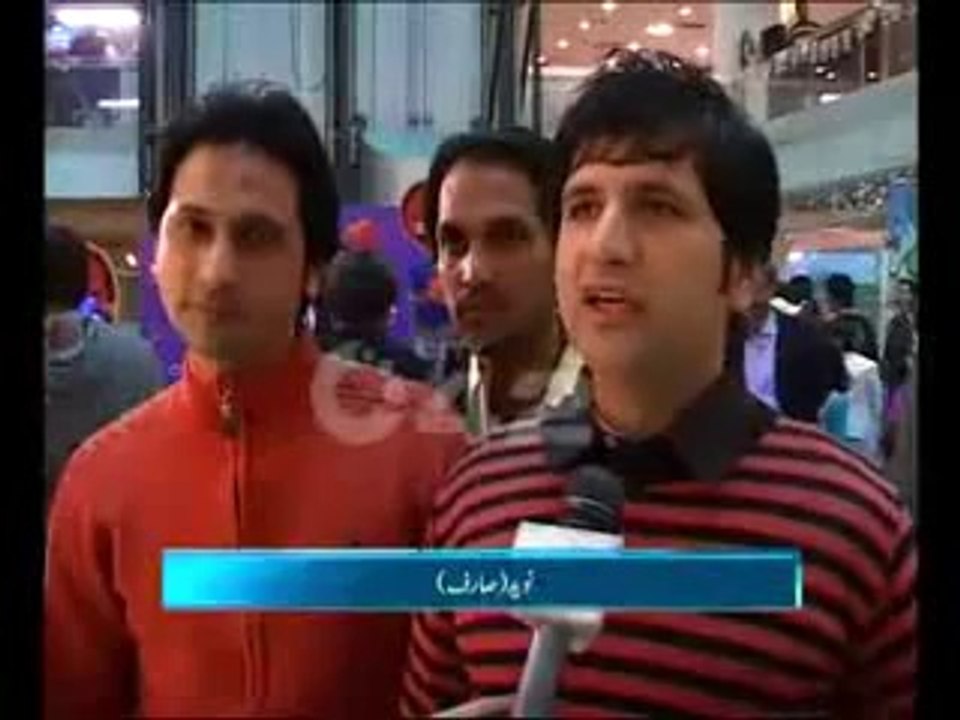 asim_butt_Valentine_Day_Ceremony_Mall_Of_Lahore_Pkg