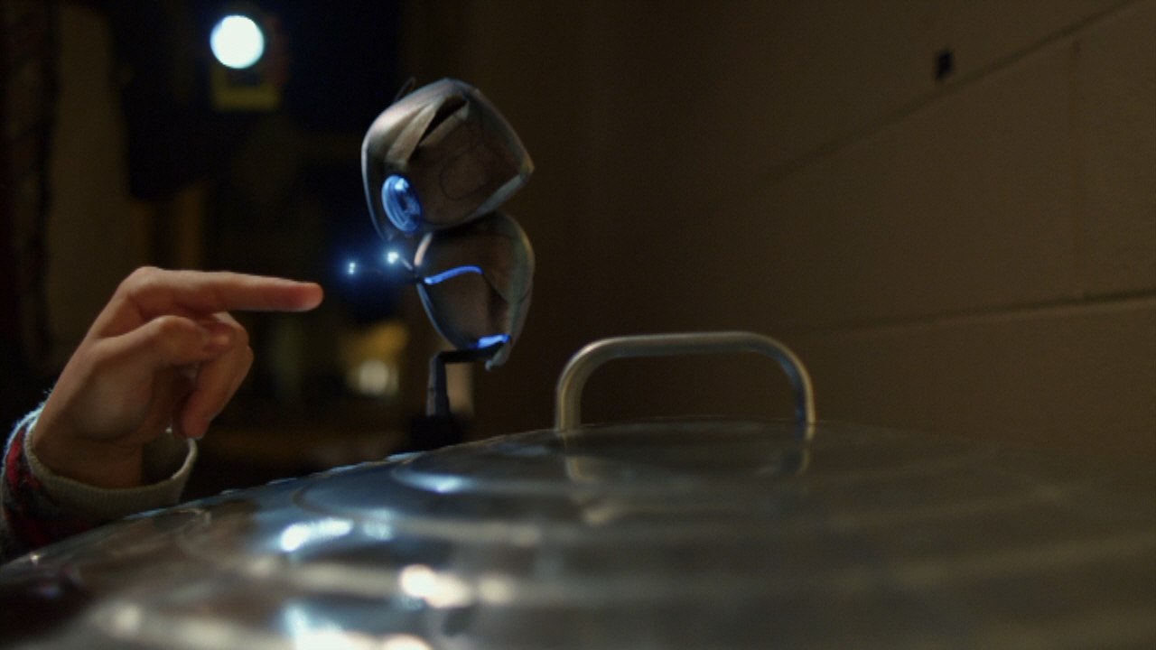 First Look At "Earth to Echo" Scene Released