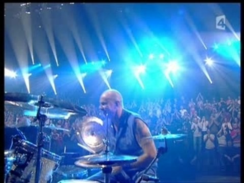 RED HOT CHILI PEPPERS