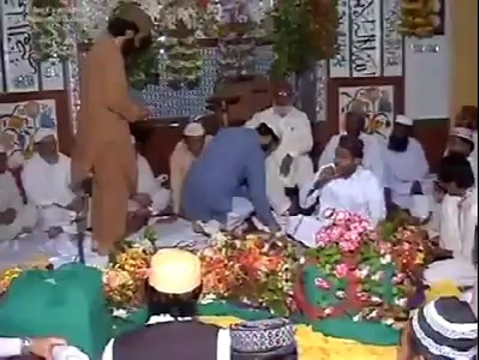 Khawja Ghulm Farid Sanwal di nagri By Hafiz Zeeshan Elahi Sialvi