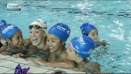 L'équipe de France de natation à la rencontre des jeunes