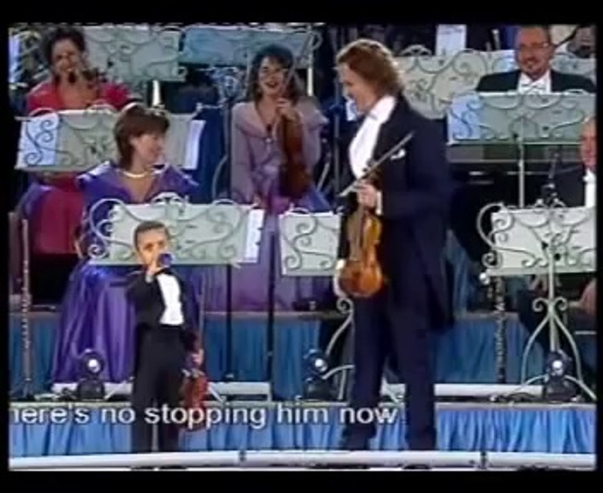 Andre Rieu | 3 year old violinist, Akim Camara