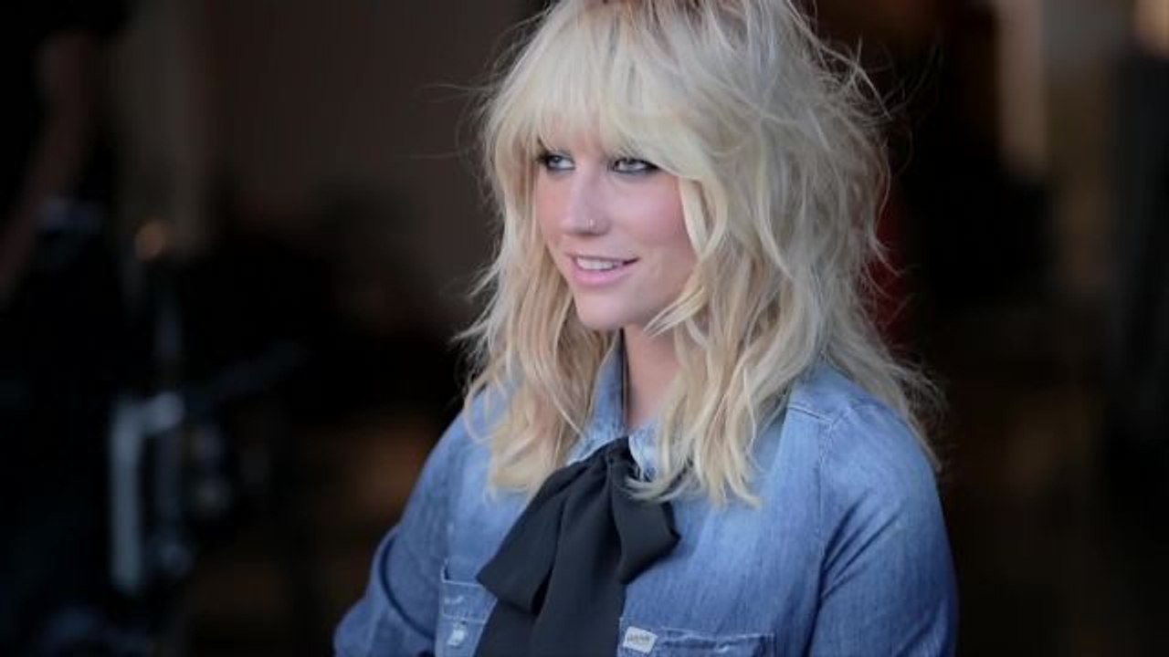 Teen Vogue's The Cover - An Exclusive Interview with Cover Star Kesha