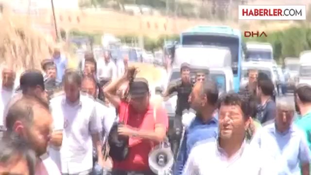 Mardinli Çiftçiler, Diyarbakır Karayolunu Kapattı