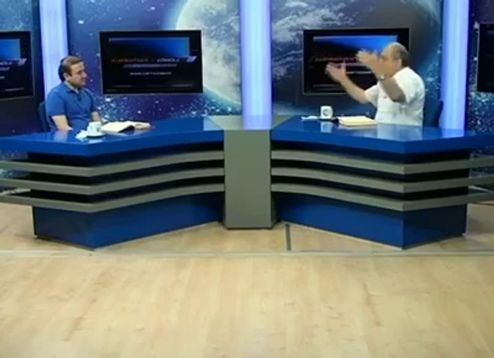 Adam bakıyorsun türbeye tapıyor, vesile diyor! [Prof. Dr. Bayraktar Bayraklı]