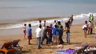 Crazy Indian Grils Beach Fight