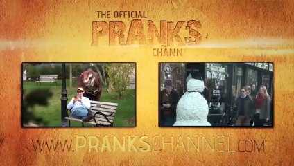 Bad Santa Christmas Prank 3